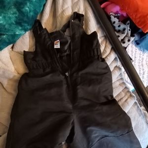 A pair of 5t snow pants